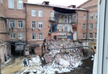 В Харькове обрушилось многоэтажное здание: подробности