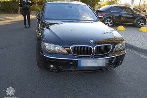 Одесские патрульные задержали сбежавшего водителя BMW, который устроил пьяное ДТП