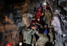 Число жертв землетрусів у Туреччині та Сирії наближається до 5 тисяч людей