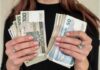 На 700 злотих більше: скільки будуть отримувати українці в Польші