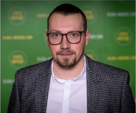 Безгін не задекларував прибуток від бізнесу з родичами-депутатами рф, за який перебуває під слідством, — Береза