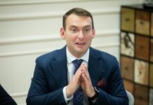 Розкрадення державних коштів та незаконне збагачення: що розповів Іванов про нардепа Железняка