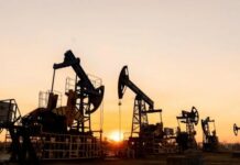 США и Великобритания усиливают санкционное давление на нефтяной сектор России