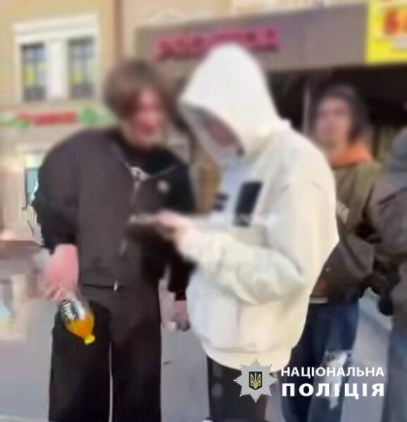 Поліція розшукала столичних молодиків, яких «розважила» трагедія у Сумах: як їх покарали (фото, відео)