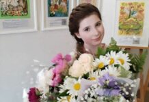 «Картина доньки прикрашає кабінет міністра закордонних справ Франції»: як 11-річна школярка із прифронтових Сум збирає донати для ЗСУ