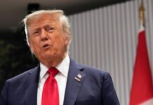Трамп открыто работает в пользу России