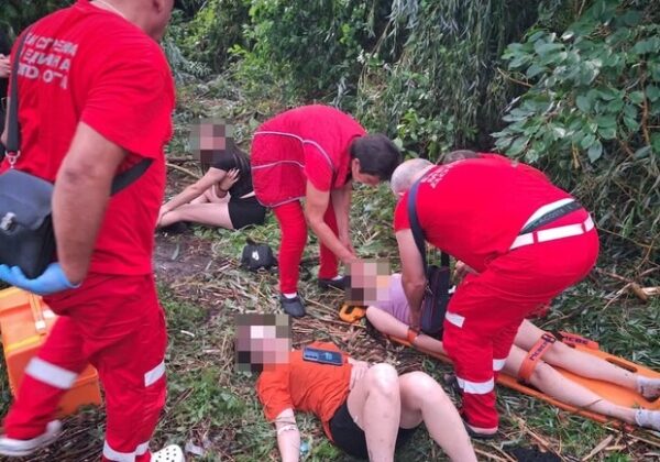 В Одесской области дерево упало на палатку с подростками: есть погибший и пострадавшие