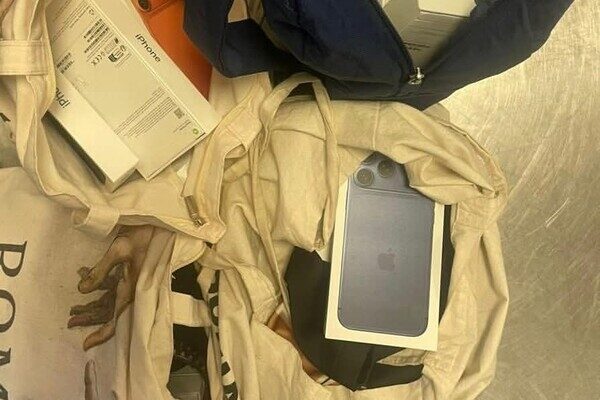 В Одесской области предотвратили контрабанду более 20 новых iPhone 17
