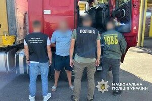 За границу в фуре с газированными напитками: в Одесской области разоблачили предпринимателя-перевозчика