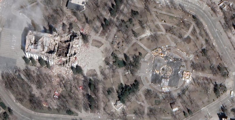 Google Maps показав руїни Маріуполя на супутникових знімках
