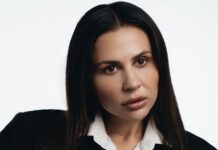 «Поцілуй»: українська співачка в день свого весілля подарувала пісню коханому (фото, відео)