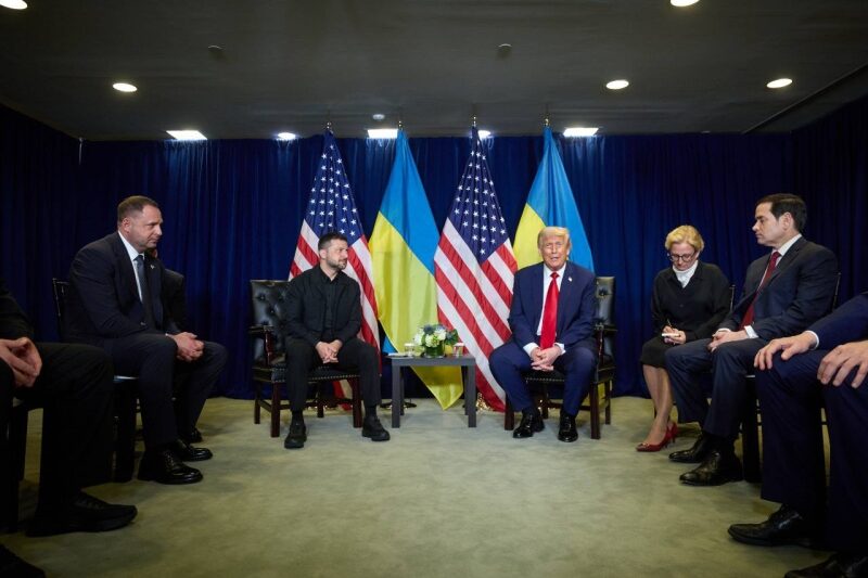 Трамп готовий надати Україні гарантії безпеки: Зеленський розповів про результати зустрічі