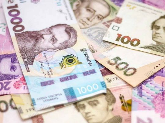 Соціальні виплати українців під загрозою: хто може постраждати та&nbsp;чому