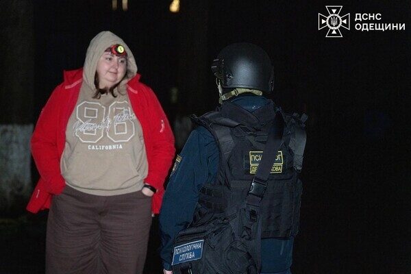 В квартирах заблокировало людей, есть пострадавшие: последствия ночной атаки БпЛА на Одессу (обновлено)