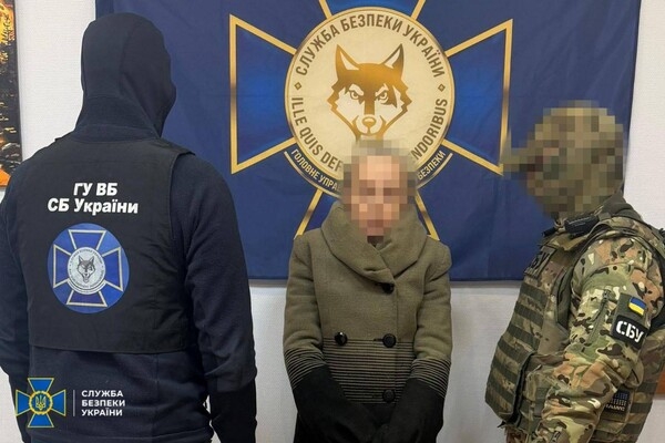 Сообщала врагу об ВСУ: в Одессе взяли под стражу поклонницу РФ