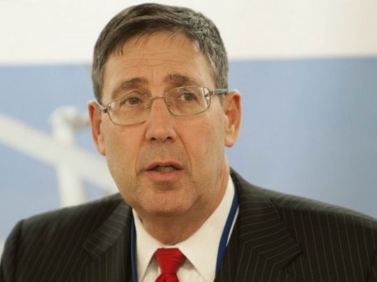 Жодних ознак зміни курсу росії: експосол США про маневри кремля
