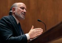 Министр торговли США признал визит на остров Эпштейна, противореча собственным заявлениям