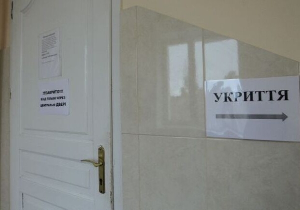 Во всех новых жилых домах Украины отныне обязательно должны возводить укрытия - Зеленский