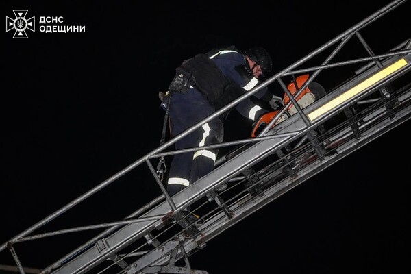 Ночью Одесчина оказалась под ракетно-дроновыми ударами: есть пострадавшие