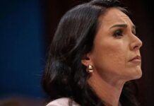 Тулси Габбард уходит в отставку с поста директора Нацразведки США